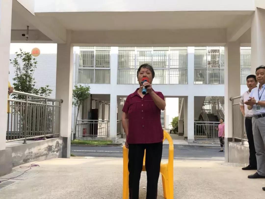 海福祥“快乐老人”歌咏比赛