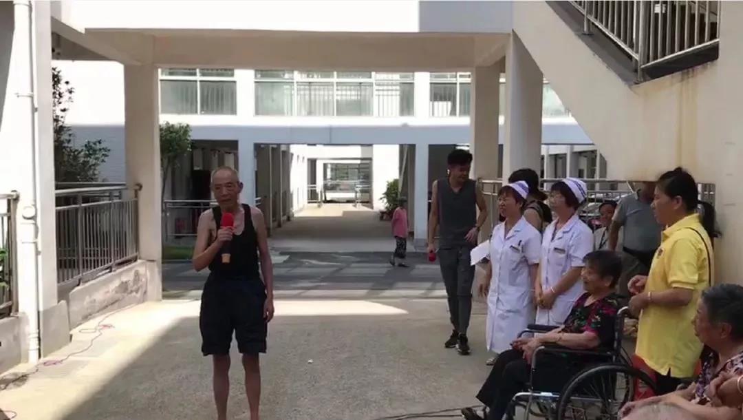 海福祥“快乐老人”歌咏比赛