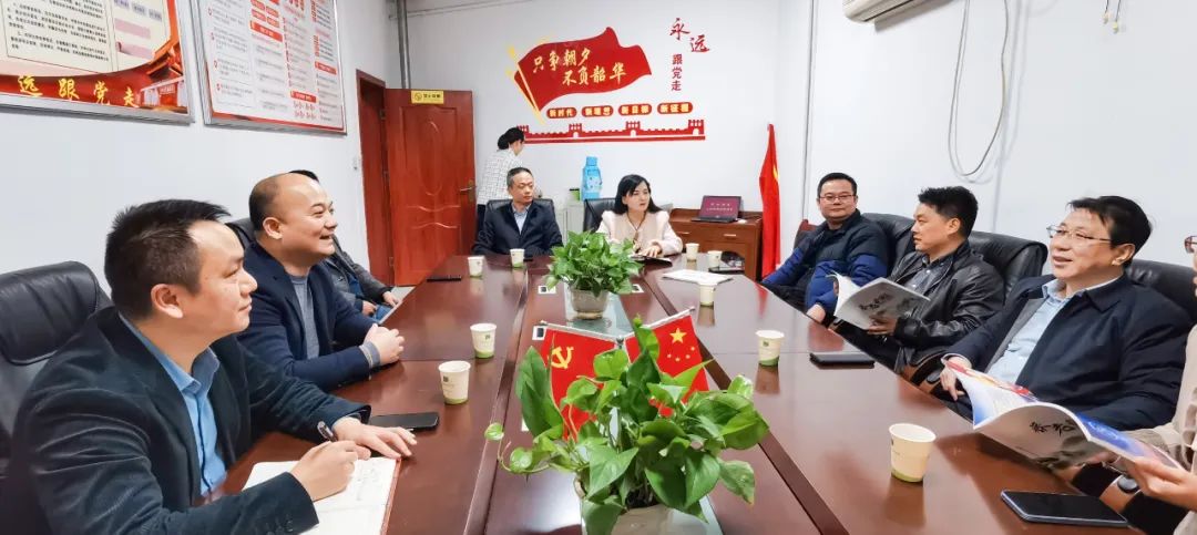 株洲市民政局党组书记黄上峰带队莅临海福祥第二养老院参观调研